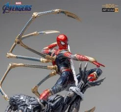 Film & TV Avengers: Endgame 1/10 Iron Spider Vs Outrider Statue