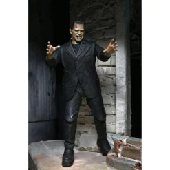 Universal Monsters - 7" Scale Action Figure - Ultimate Frankenstein's Monster